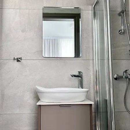 Luxury 2-floor With Private Swimming Pool * Паралимни