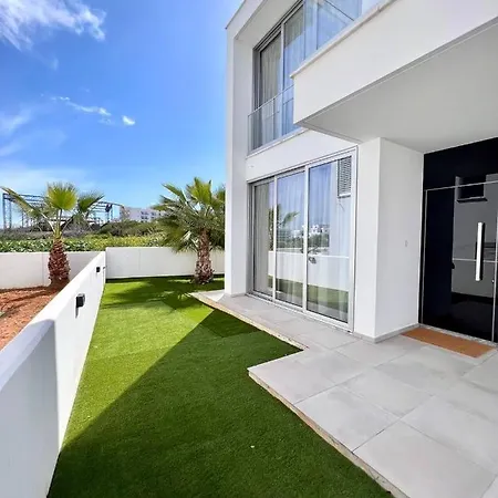 Вилла Luxury 2-floor With Private Swimming Pool *