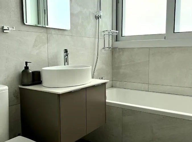 Luxury 2-floor With Private Swimming Pool * Paralimni