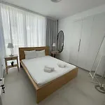 Luxury 2-floor With Private Swimming Pool فيلة