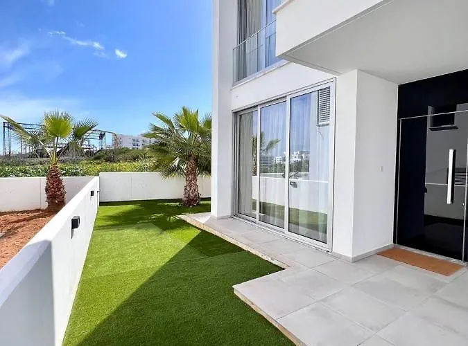 Vilă Luxury 2-floor With Private Swimming Pool *