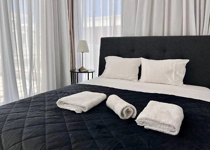 Luxury 2-floor With Private Swimming Pool